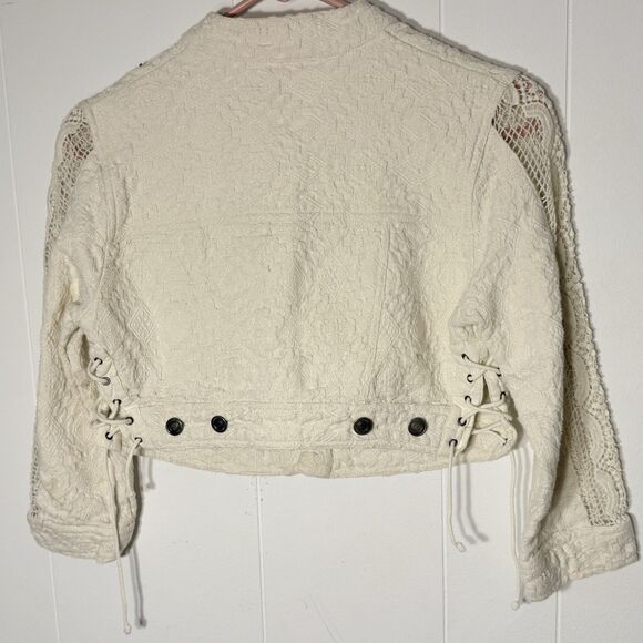 Free People Ivory Lace Crochet 3/4 Cropped Sleeve Jacket Size XS - Picture 9 of 11